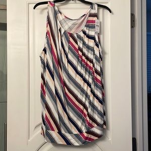 Striped LOFT Outlet tank with banded bottom